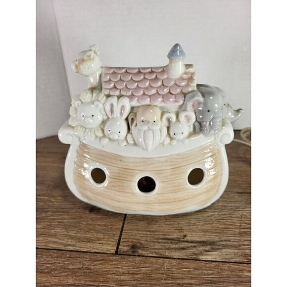 VTG Enesco‎ Unisex Noah's Ark Ceramic Porcelain Baby Nursery Night Light - Picture 1 of 6
